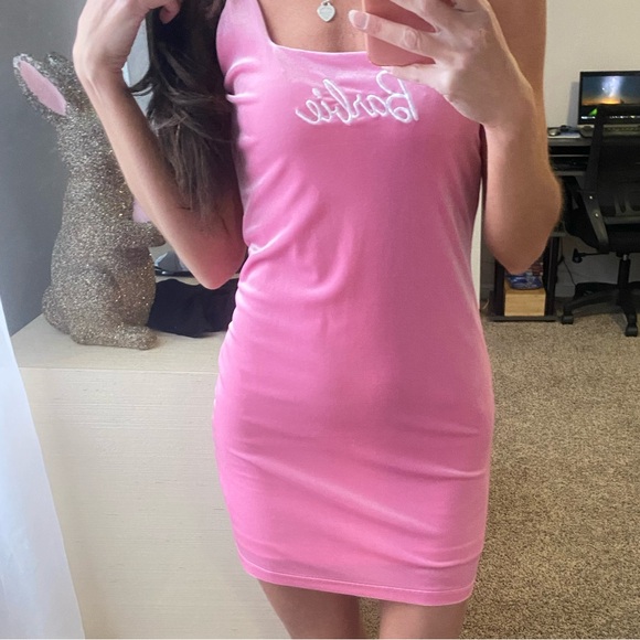 Women’s Barbie Dress - Picture 1 of 3